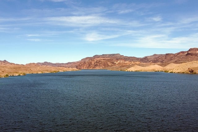 Arizona, California y Nevada adoptan un plan de ahorro masivo de agua para el río Colorado