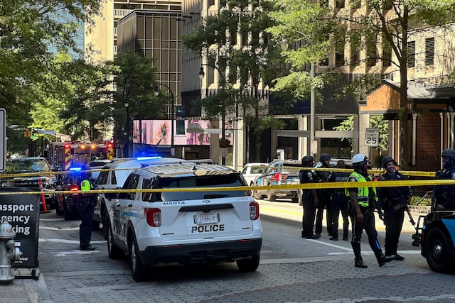 Cómo protegerse en caso de un tiroteo