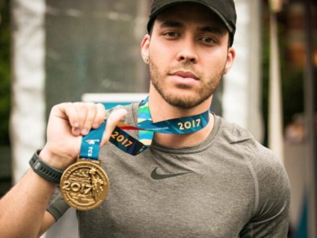 Prince Royce corre en maratón de Nueva York
