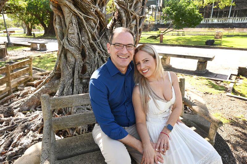 El representante José Pichy Torres Zamora y su novia, Zaida Enid Rios Mercado. Parque Luis Muñoz Rivera. San Juan Metro PR 1 de diciembre de 2025