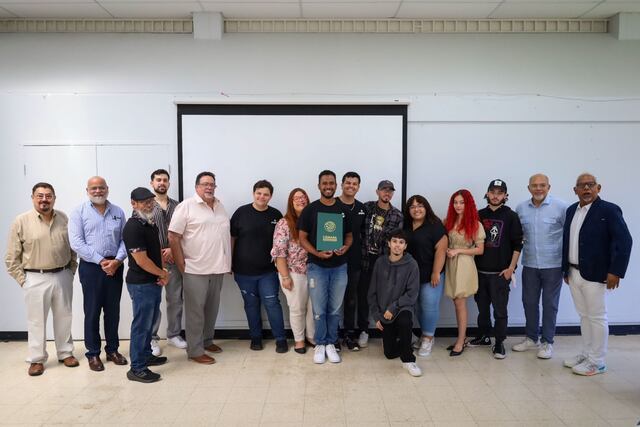 Cámara de Representantes reconoce a la emisora universitaria de UPRA