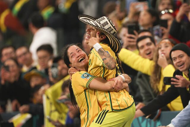Colombia despierta con alegría tras histórica clasificación a cuartos en el Mundial femenino