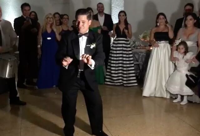 Normando Valentín lo da todo en boda de Otto Oppenheimer