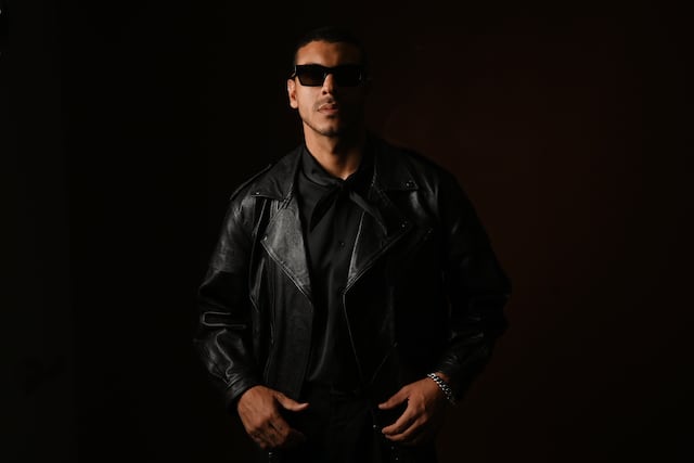 Manuel Medrano explora nuevas dimensiones emocionales y creativas con su álbum “Perfecto”