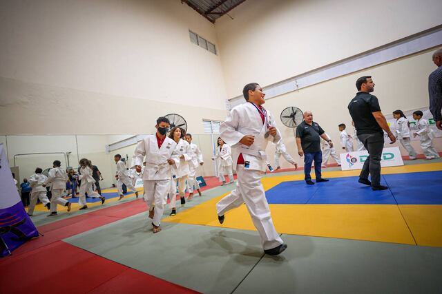 Inauguran centro de formación de judo en el Residencial Manuel A. Pérez
