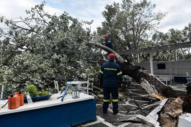 Tornado causa serios daños en Tennessee