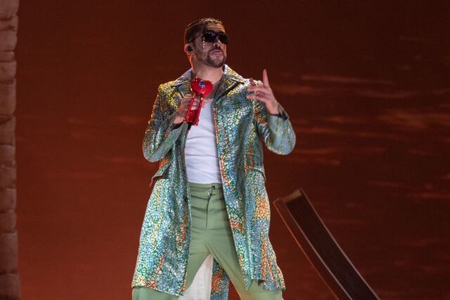 Bad Bunny no se disculpa con fanática y lanza advertencias a quienes hagan lo mismo