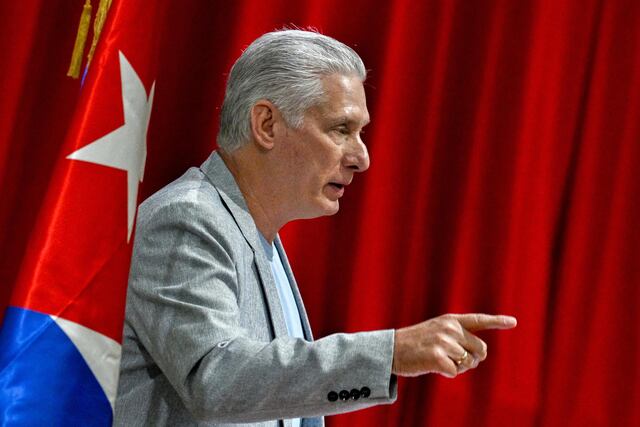Díaz-Canel defiende derecho de Cuba a protegerse tras reportes sobre drones militares