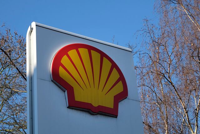 Shell dejará de comprar petróleo y gas natural ruso