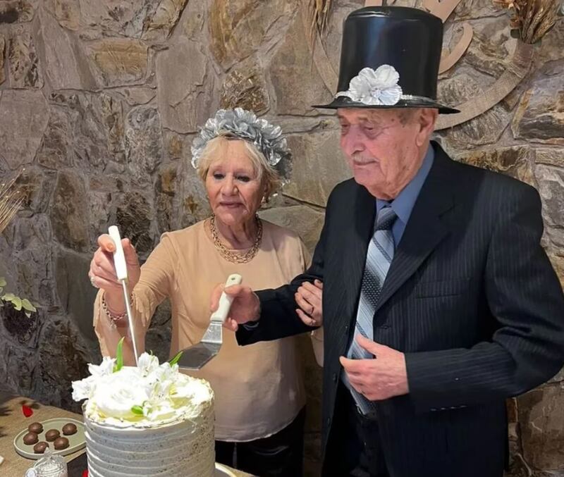 Emilio y Lira se casaron en Córdoba. Fotografía de TN Argentina.