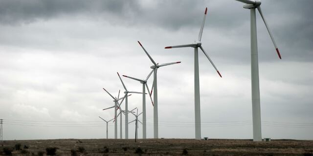 USDA anuncia fondos  disponibles para infraestructura de energía limpia