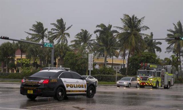 Florida decreta toque de queda ante llegada de Irma