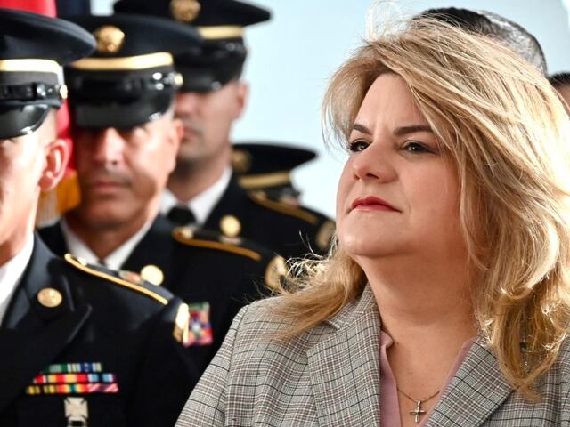 Gobernadora firma nuevas medidas; una ley anticorrupción y otra busca fortalecer el procesamiento criminal