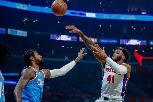 Clippers superan 107-96 a Pistons con 21 puntos de Jackson
