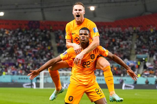 Holanda impone su pegada ante EEUU y avanza a cuartos