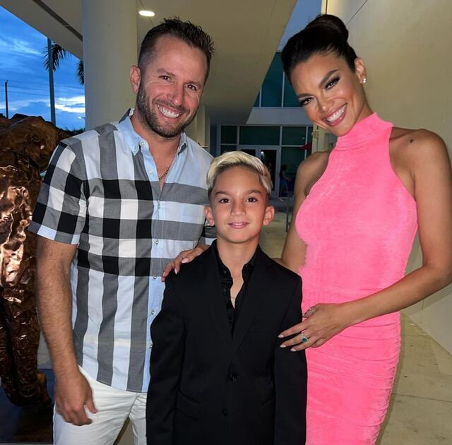 Zuleyka y Barea asisten a la graduación de su hijo Sebastián