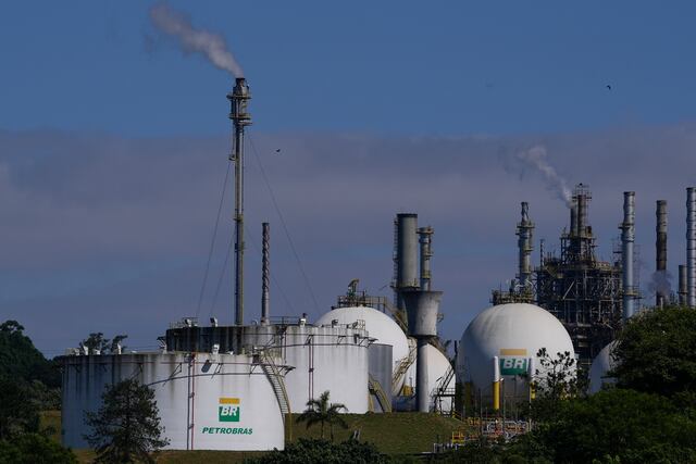 Petroleras en cumbre climática prometen reducir emisiones de metano