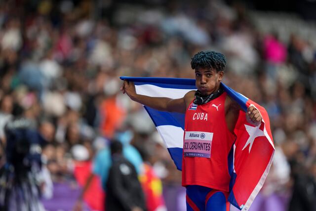 Cubano repite como campeón paralímpico en salto largo