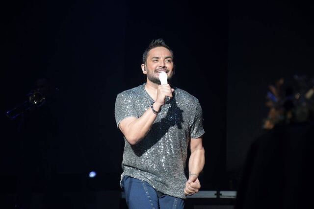 Manny Manuel sorprende a sus seguidores al cantar en inglés
