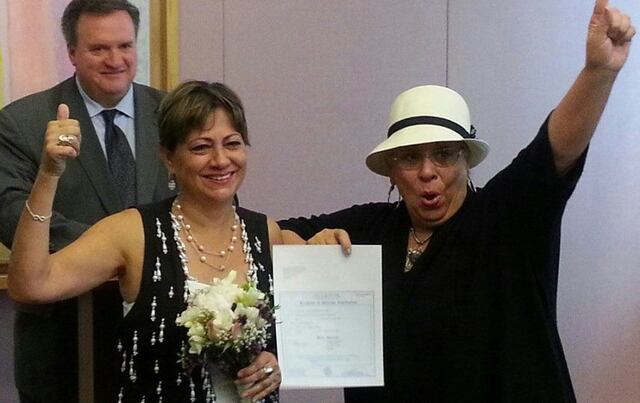 Conocidas periodistas boricuas se casan en Nueva York