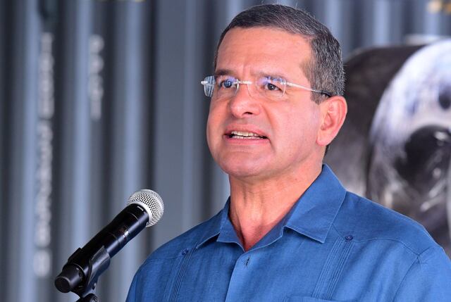 Pierluisi asegura que no pensaba que donativo en marbete de Clemente iba a ser "controversial"