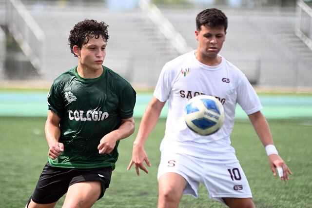 Comandantes los Tarzanes de la UPR Mayagüez en el fútbol universitario