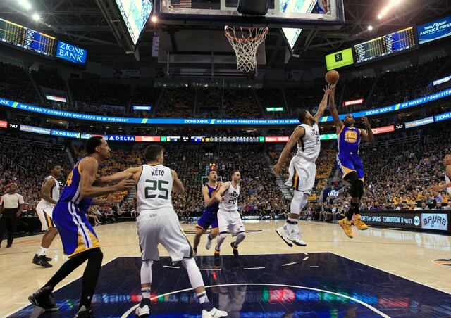 Golden State clasifica a la final de la Conferencia Oeste