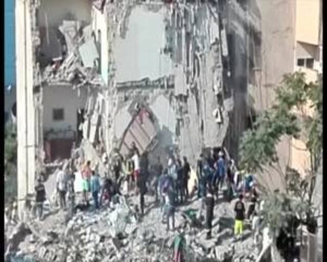 Ocho personas desaparecidas en el derrumbe de un edificio en Italia