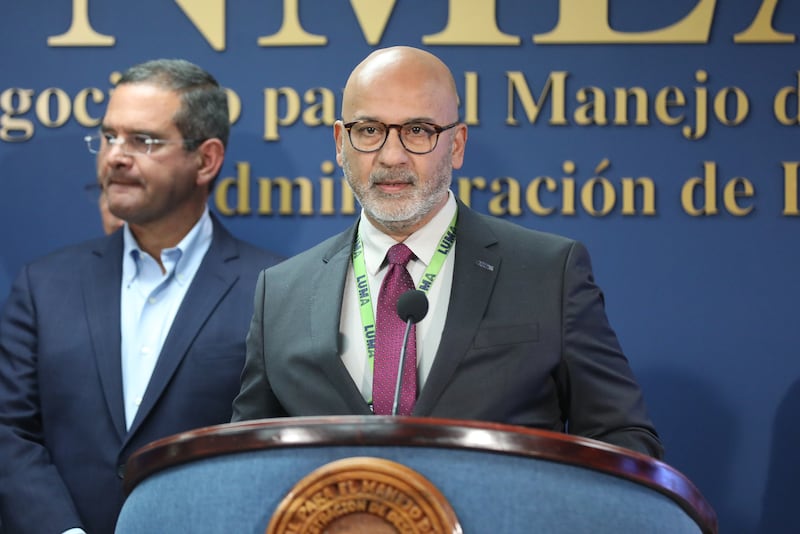 12 de agosto de 2024. Caguas, PR. Conferencia de prensa del Gobierno de Puerto Rico desde el Negociado para el Manejo de Emergencias y Administración de Desastres (NMEAD) para ofrecer detalles del plan gubernamental ante el paso de la tormenta tropical Ernesto por la isla. En la foto el presidente de LUMA Energy, Juan Saca. (Brandon Cruz González / Centro de Periodismo Investigativo)