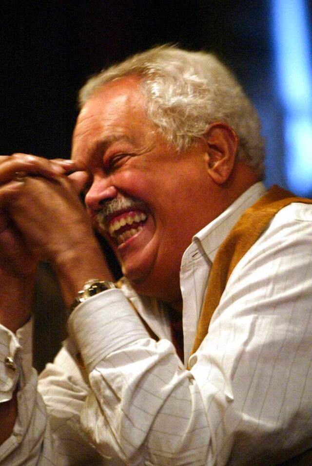Fallece Miguel Algarín, fundador del Nuyorican Poets Café