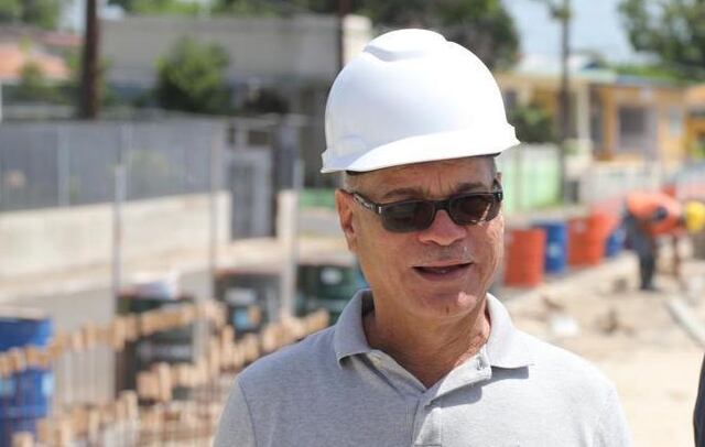 Exalcalde de Santa Isabel tendrá que pagar $42 mil en multas por contratar parientes de una empleada municipal