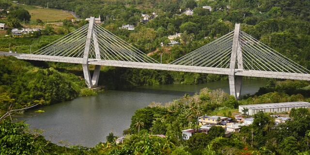 Alcalde de Naranjito exige acción ante condiciones del puente atirantado