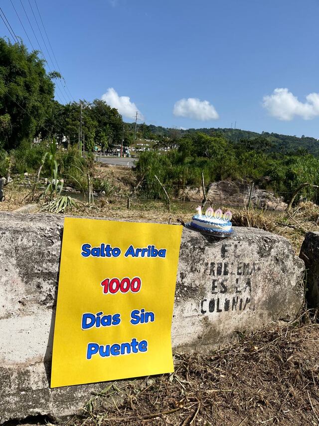 Comunidad de Utuado denuncia mil días sin puente que conecta a servicios esenciales