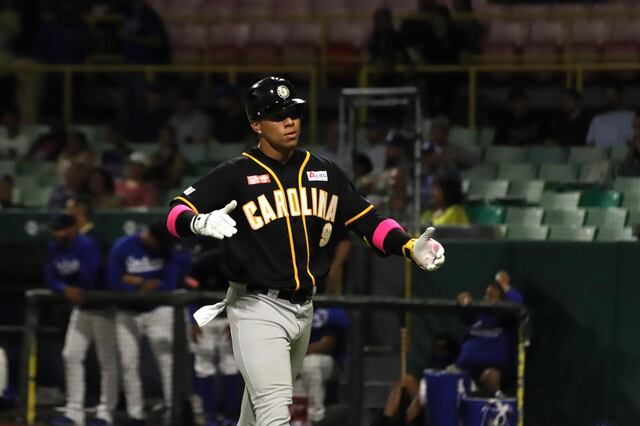 Cuadrangular de Jan Hernández corona la segunda victoria al hilo de los Gigantes de Carolina