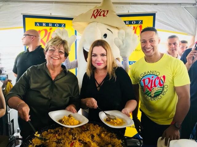 Ednita Nazario llega con más ayuda para su “isla bendita”