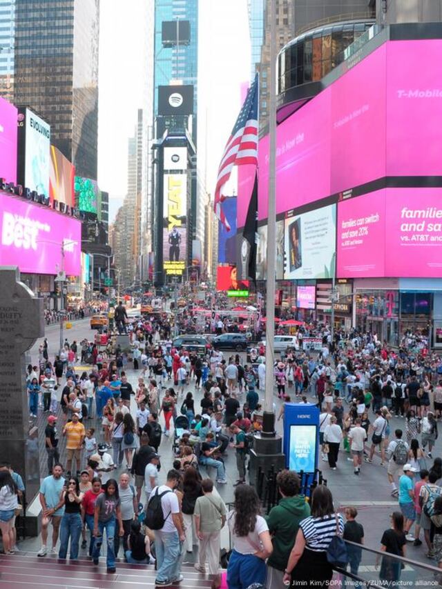 Tres heridos tras tiroteo en Times Square