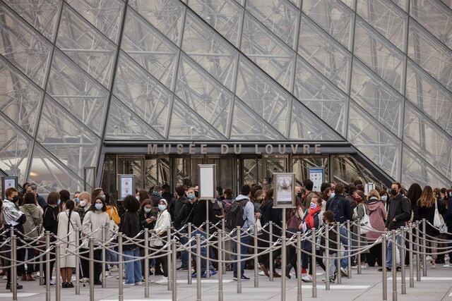 ¿De qué trata el certificado de inmunidad contra COVID-19 que acordó implementar la Unión Europea?