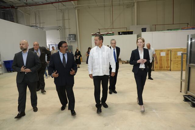 Inauguran planta de fabricación de células clínicas en Toa Baja