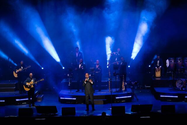 Gilberto Santa Rosa presenta tres funciones exitosas en el Auditorio Nacional de la Ciudad de México