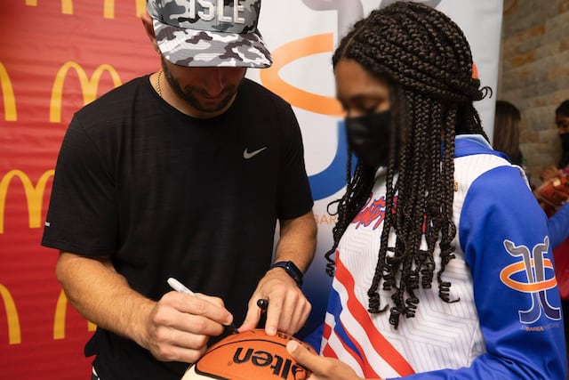 McDonald’s celebra el deporte juvenil junto a JJ Barea Foundation