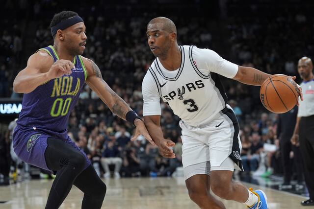 Chris Paul sigue haciendo historia en su temporada número 20