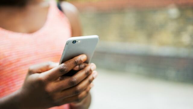 Industria de las Telecomunicaciones dice que funcionan al 75 por ciento