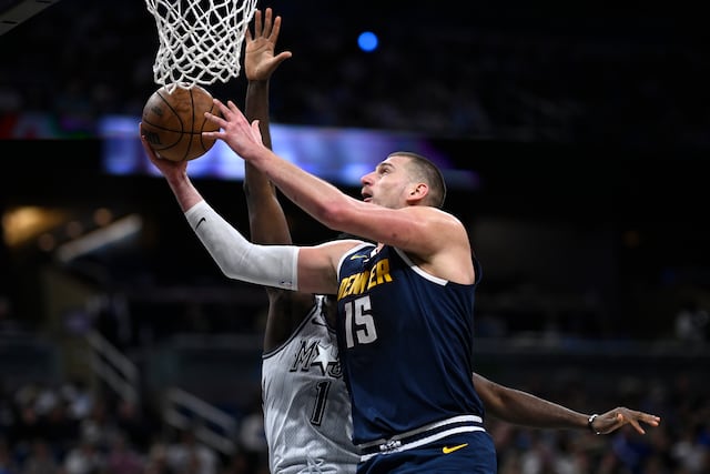 Nuggets vencen 113-100 a Magic