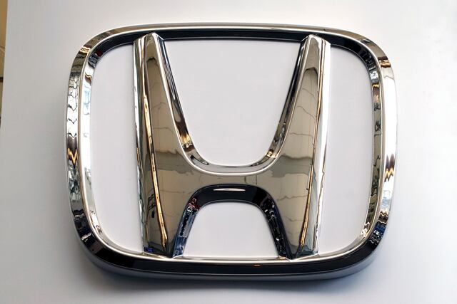 Honda retira miles de vehículos por error en cinturón de seguridad