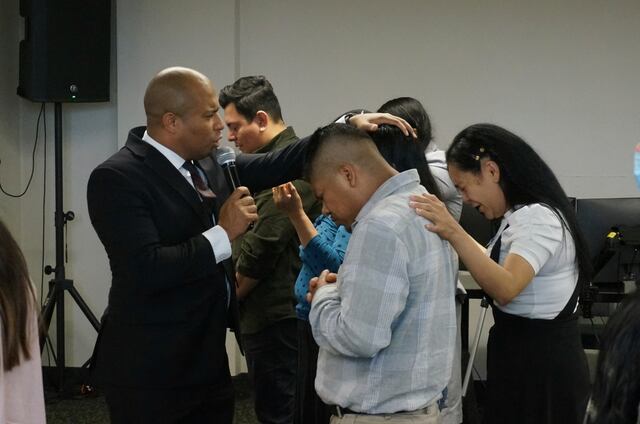Cambios en procesos migratorios afectan a miles de líderes religiosos extranjeros en EEUU