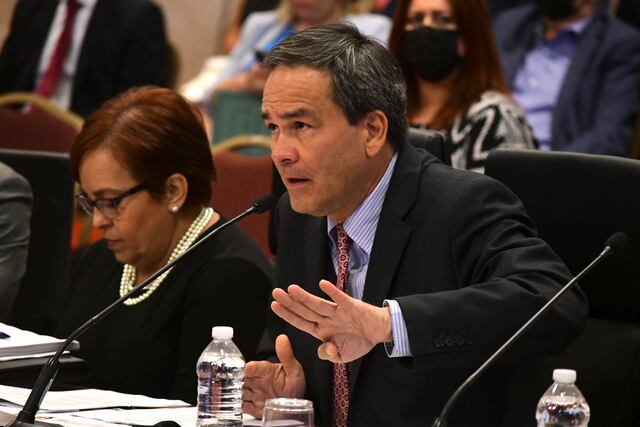Negociado de Energía investiga retrasos en energía renovable que podría afectar metas legales