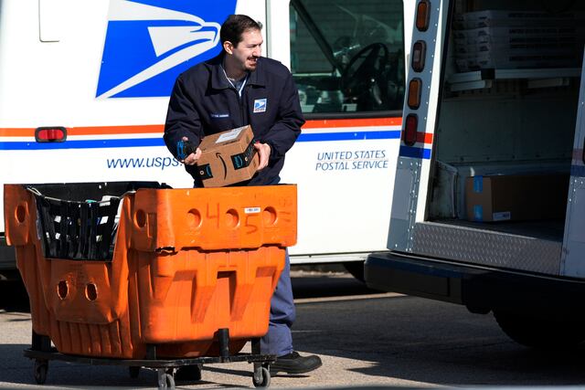 Servicio Postal revoca decisión de suspender envíos desde China