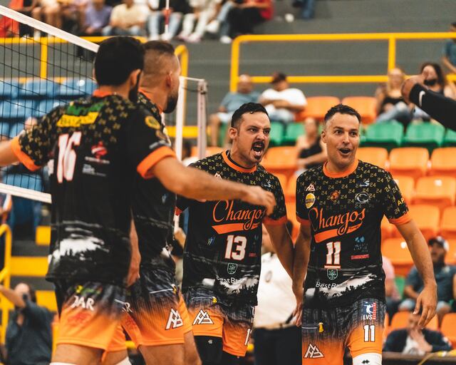 Naranjito vuelve a estar a las puertas de la final del Voleibol Superior Masculino