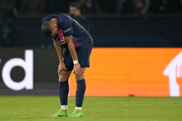 Abuchean a Mbappé en su último partido en casa con el PSG