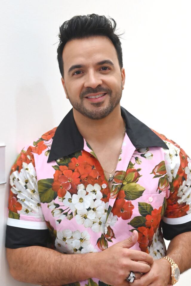Luis Fonsi regala 400 boletos para su concierto a estudiantes de Escuela Libre de Música de Ponce